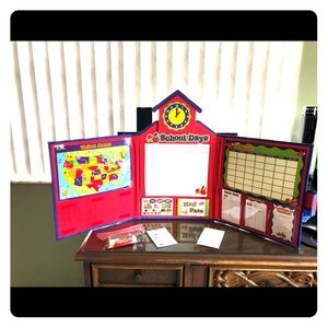 Learning Resources 5+ Pretend & Play School Set